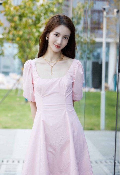 面對鏡頭 張繼科被指為金晨上綜藝女方符合男方擇偶標(biāo)準(zhǔn),網(wǎng)友感覺能成