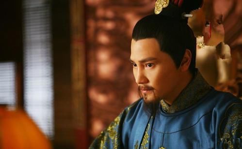 蟒蛇缠住|南宋抗金名将韩世忠被蟒蛇缠绕,跑回家求救,结果家人无人敢应