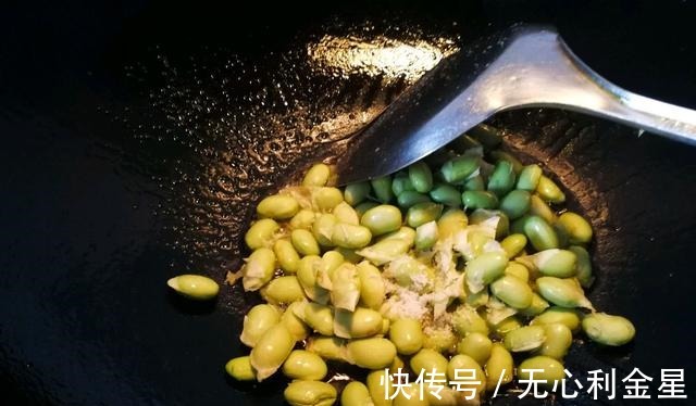 茭白|香喷喷的茭白毛豆炒肉丝,下饭家常菜,不学会后悔很久!