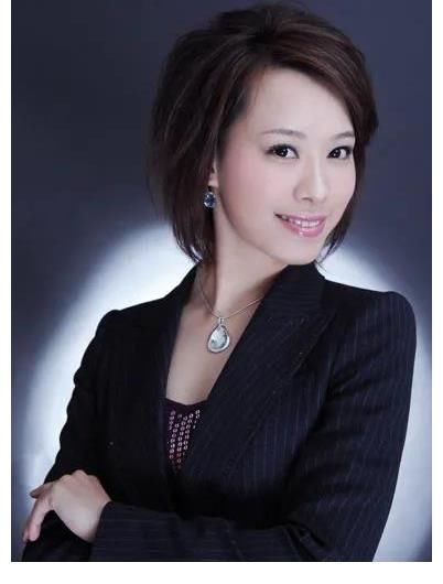 主持人|山東衛(wèi)視美女主持人：李毅