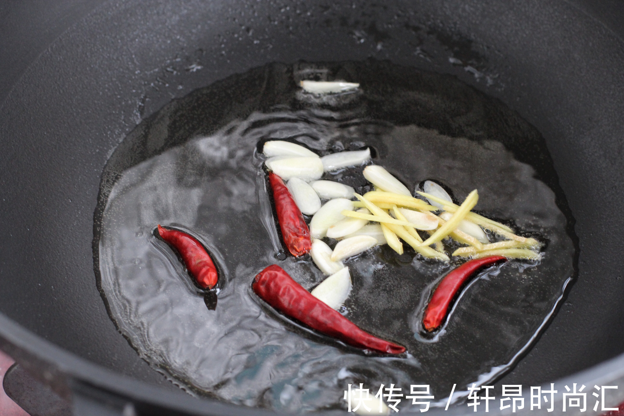 章鱼|推荐一道夏日开胃菜,营养丰富鲜美无比,几分钟就出锅好吃不油腻