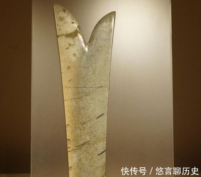 考古|问鼎中华三星堆 陨落庞统古雒城