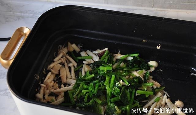  入冬后，这个蔬菜可以多吃点，加点虾皮增鲜增味，炒一炒特香