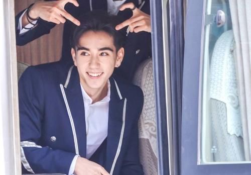 《创4》选手和马退赛后人气飙升,被指与王晨艺都靠饥饿营销出圈