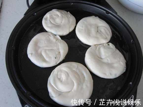 秘诀|油酥饼好吃有秘诀，学会这几点，柔软劲道层层美味，咬一口满嘴香