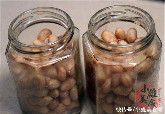 阳台上|奶奶吃了60年的花生米养生吃法，不煮不炸，简单一做，越吃越年轻
