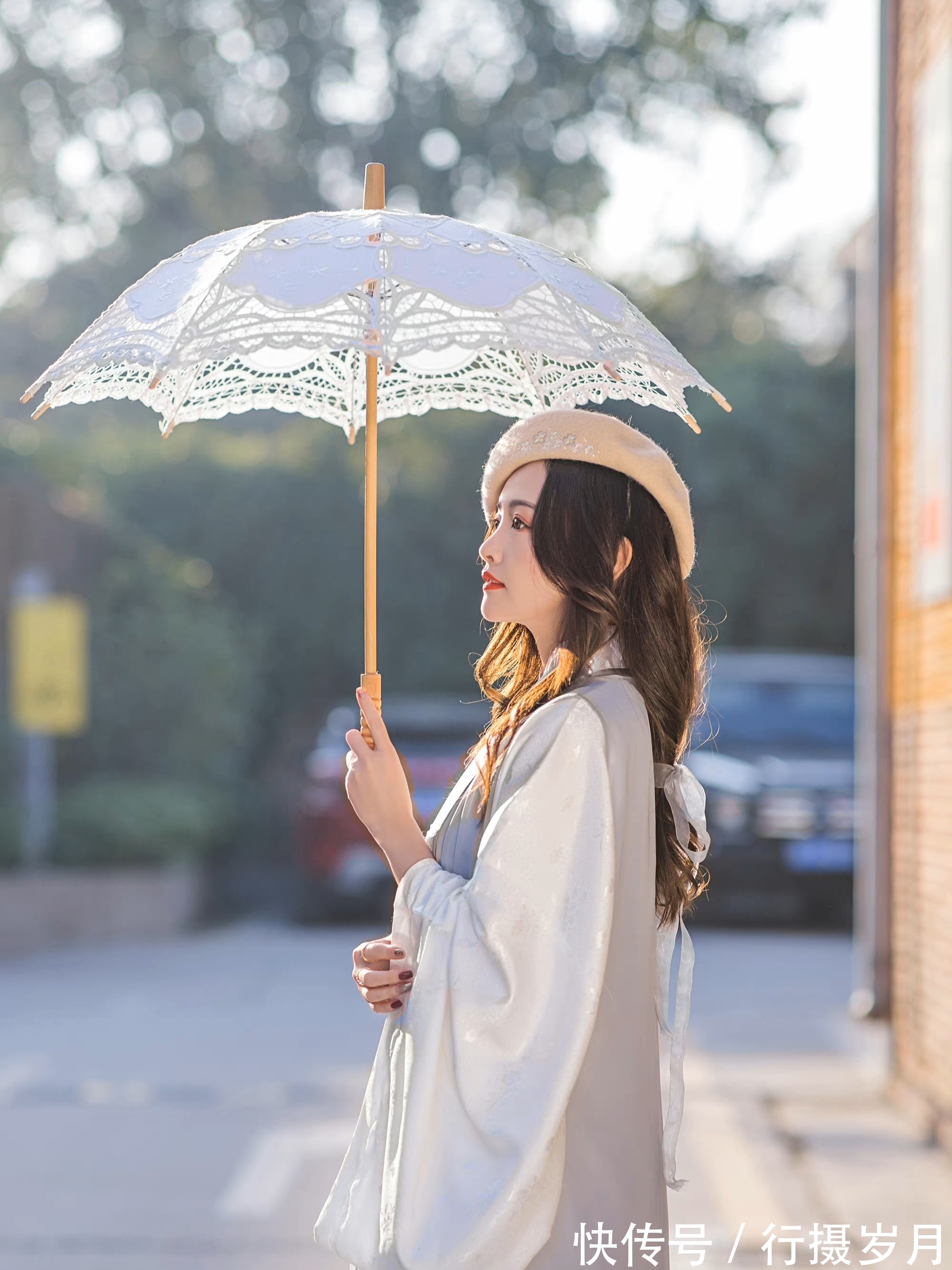 心与心@所有的思绪,化作一汪秋水,融进了丹青