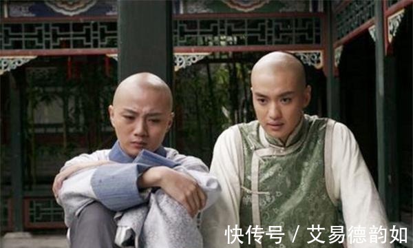 上联|姑娘出一上联:“早上烧草做早饭”,秀才对出下联,让姑娘害羞