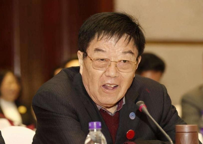 扬子江药业|几口缸几个人办药厂,靠“一包中药”,年入1000多亿却坚持不上市