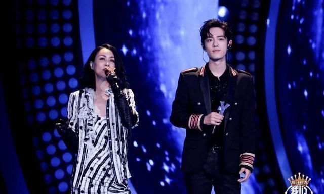 可笑!《我们的歌》第二季不如第一季,原因如此肤浅?