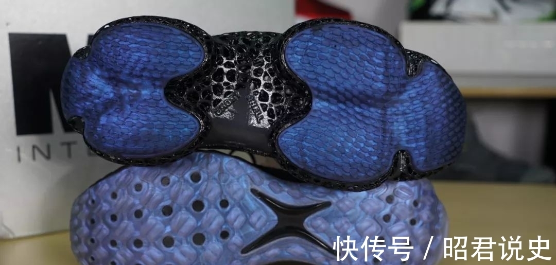 女武神 国货逆天球鞋,脚感爆炸,送衣服还联名,发售价竟低于一千!