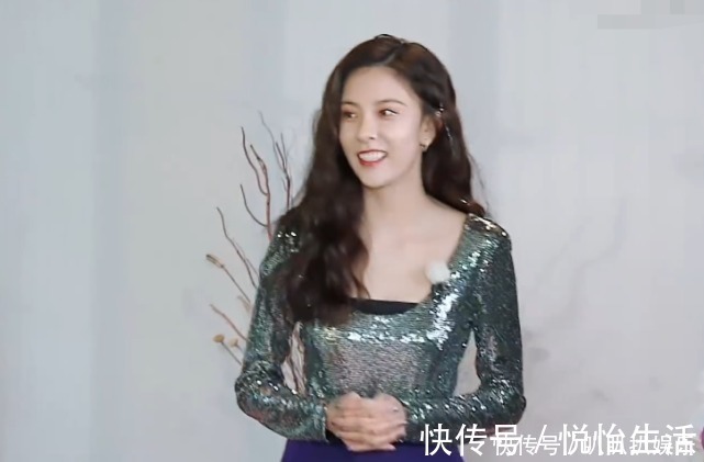 跑男5位女嘉宾入场,baby只拥抱三位,谁注意对另外两人的态度