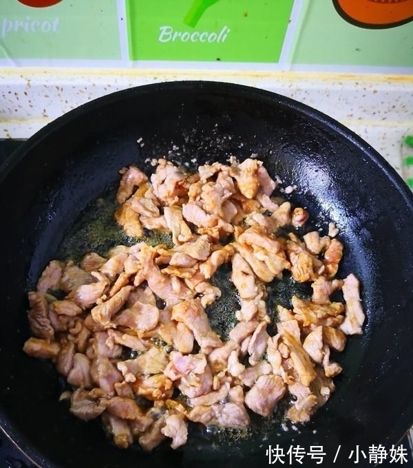 茼蒿|夏天,这菜要多吃,保护心血管,隔日排出宿便,多吃皮肤不粗糙