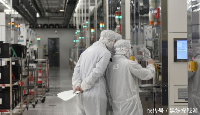 美国|11273亿!美国终于转变态度踩“刹车”,允许美企继续供应芯片