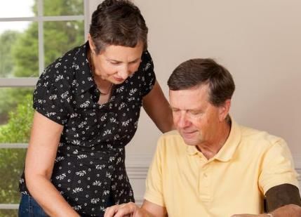 高血压病人|以下4类食物,“高血压”患者最好一点不沾,再贪吃也不要碰