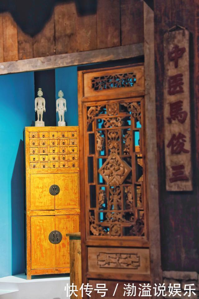 美国男子来华留学,收藏10万件中国古董,40年后身家轻松过亿