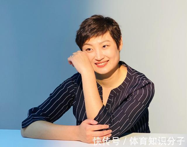 蔡斌|女排主帅新人选,“郎平第二”获球迷力挺:考虑一下竞聘主教练吧