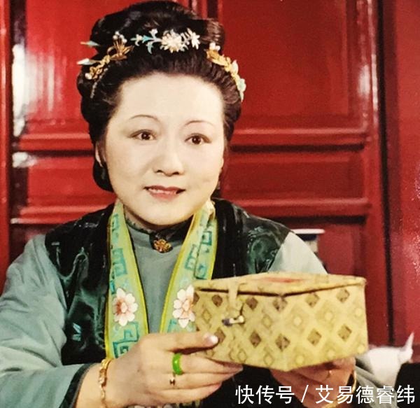  赖嬷嬷|贾宝玉为何要骂管家娘子们是“比男子更可杀的死鱼眼睛”？