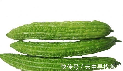 苦瓜|快手简单的家常菜,辣白菜苦瓜炒鸡蛋,美味好吃,炒一炒就做好!