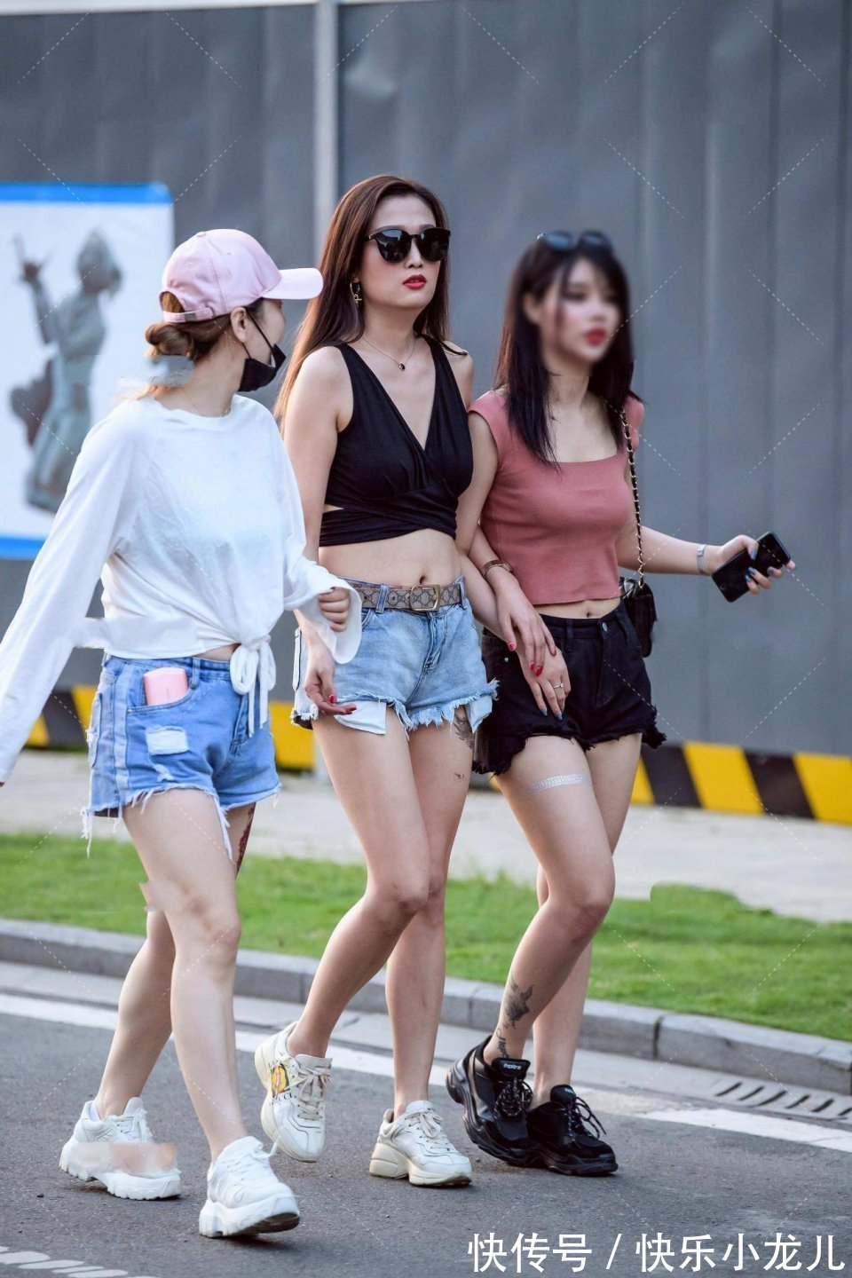 华丽|长发小姐姐华丽的背影,气质十足非常的好看