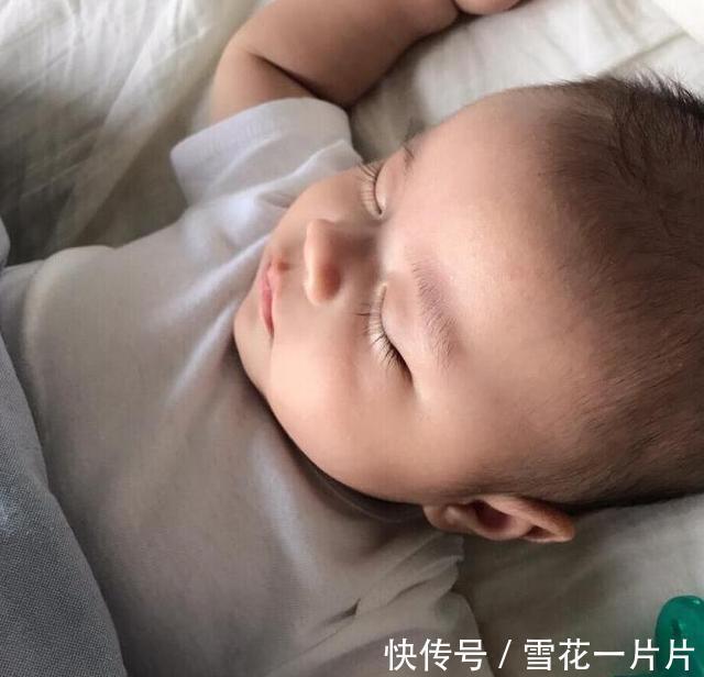 高智商|娃四岁前五个坏习惯占全了,恰是高智商表现,盲目阻止等于坑娃