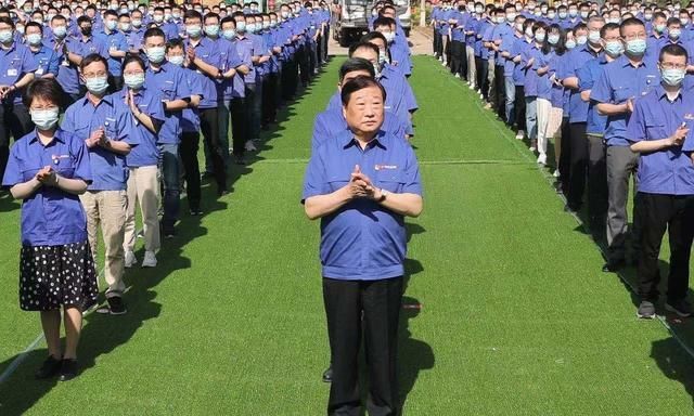 更上一层楼 谭旭光专做没人敢干的事！迈向“无人区”