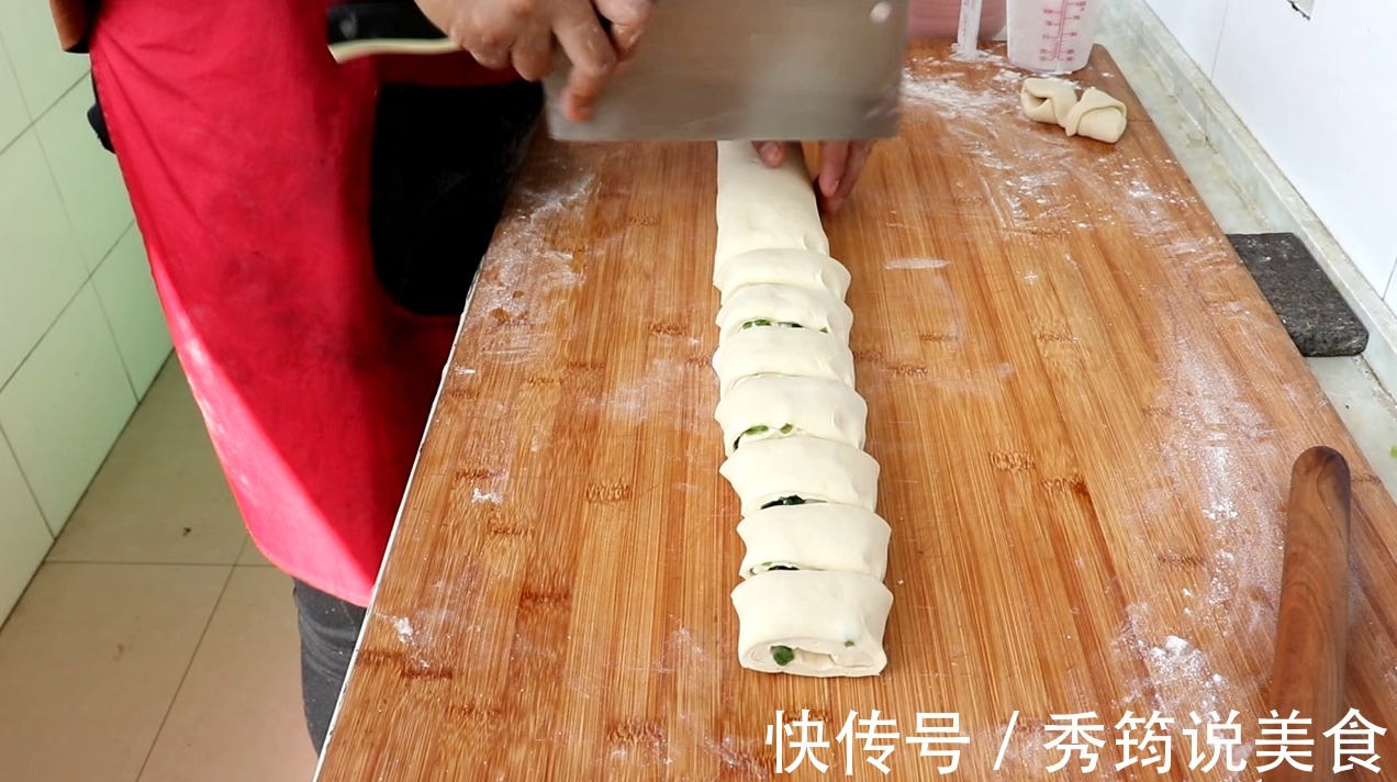 教您在家轻松做花卷，馒头松软、又白又好吃，看一遍就能学会
