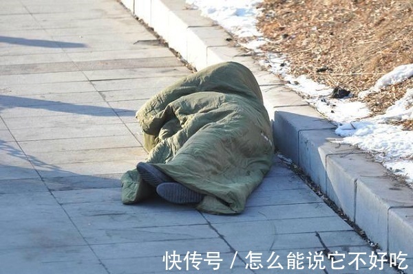 舅妈|父亲是百万富翁，“鬼脸少女”却满身伤疤，宁流浪吃垃圾也不回家