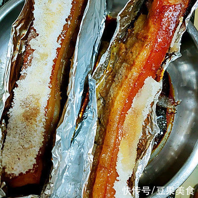 简单易做脆皮烤肉~五花肉的另一种吃法!全家人都爱