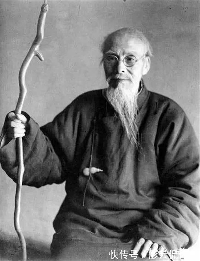 春柳奔马&朋友过生日,他画一匹马当寿礼,朋友嫌丑不想要,最后卖了1380万