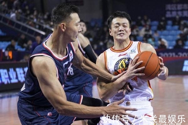 吉林|瞠目结舌!广东男篮领先26分,险被吉林男篮逆转,王薪凯没机会了