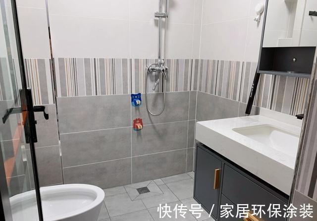 60平北欧风格新房，墙面刷网红灰，全屋很漂亮，一家人都很满意