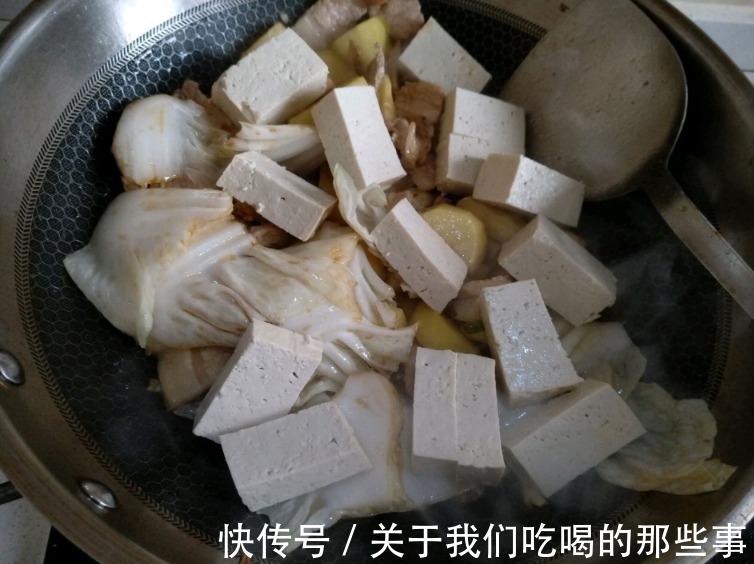 煎豆腐|白菜炖豆腐怎么做才好吃？原来顺序是关键，牢记2点，营养又好吃