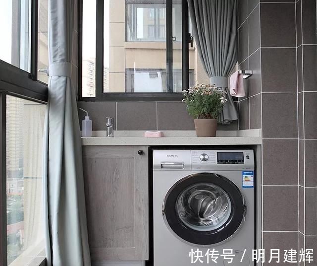 洗衣机|阳台放个洗衣机,做洗衣房就好了,改成其他空间反而不好用