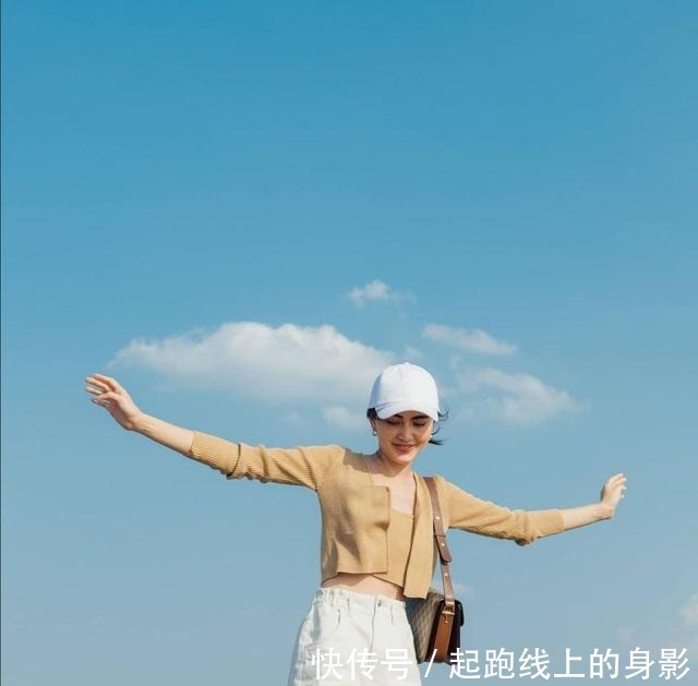配色 懂配色的女人更时髦,学会超火的“莫兰迪配色法”,高级又显档次
