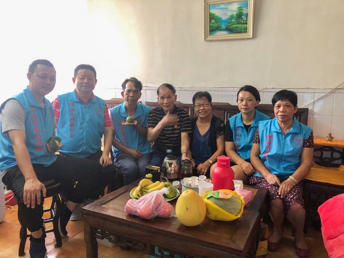 义工服务队|这一抹蓝，遍布珠海大街小巷...