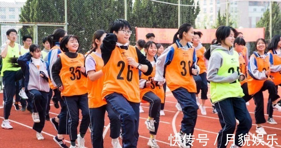 身高表|“1到18岁身高表”出炉,初中生这个数才正常,你家孩子多高?