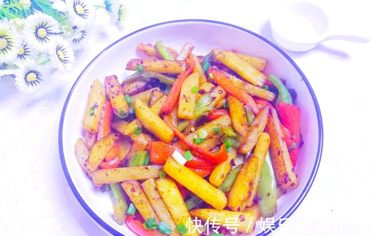 下饭|土豆此做法，下饭又解馋，大人孩子都爱吃，吃着太过瘾了
