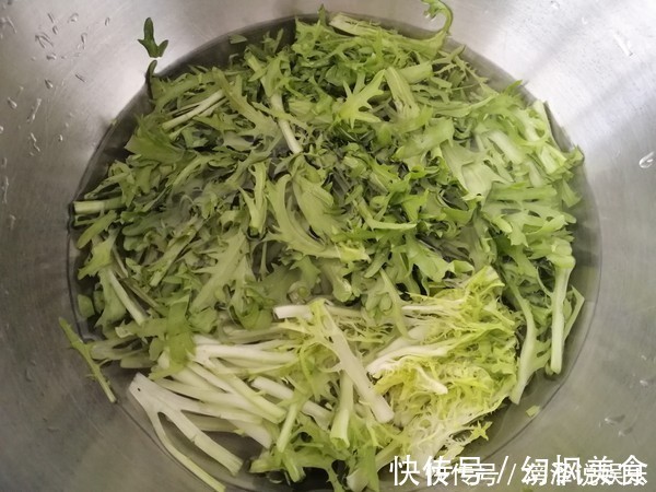 苦菊|这菜是“刮油王”,隔三差五吃一点,清早排出隔夜黑臭便,无肚腩