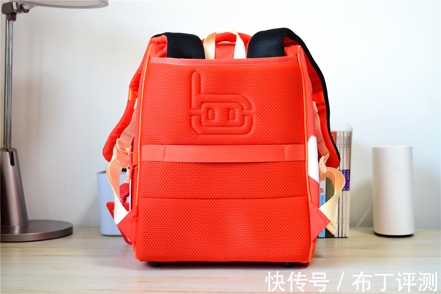书包|悬浮减重设计,送给孩子更好的开学礼物,能抗菌还能减压护脊!