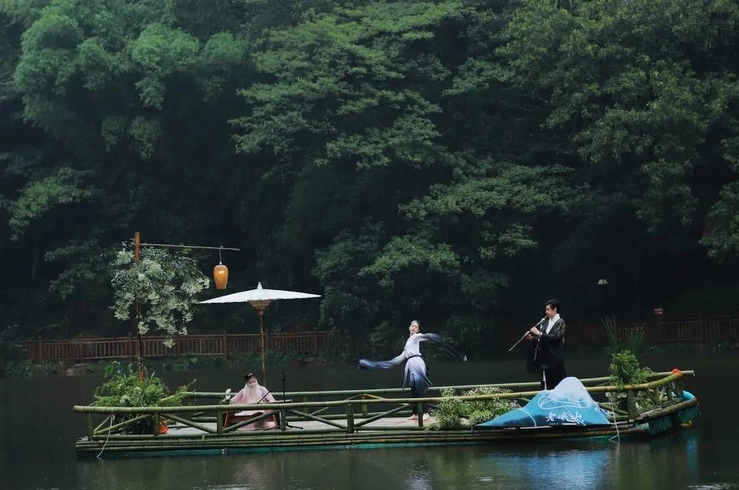 姊妹山|寻找成渝文旅新地标丨成都南来第一峰老峨山 是峨眉山的“姐妹”