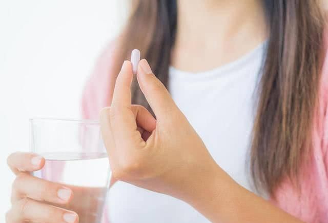 孕妇|孕妇用药学问大,生病不能忽略宝宝,7大种类药物服用需谨慎