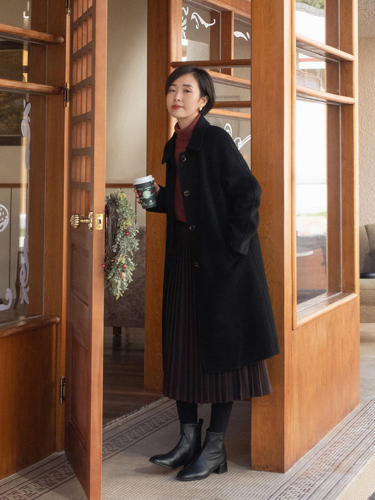 大衣 奔三奔四的女性冬天怎么穿?试试这些直筒大衣,时髦显瘦又有气场