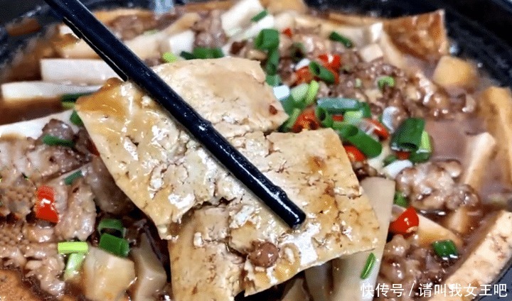 鸡鸭鱼肉|秋天,遇到此菜要多吃,简单一焖,鲜嫩多汁,比鸡鸭鱼肉还好吃