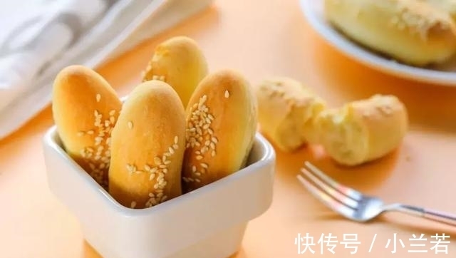 馒头|别只会做馒头,教你个新做法!既当早餐又当零食,好吃得不像话