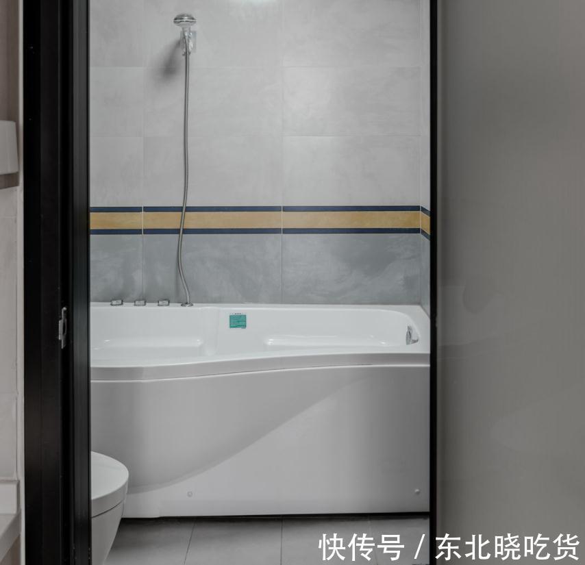 次卧|现代风格的绝美搭配,厨房和餐厅连在一起,不仅实用还能享受阳光