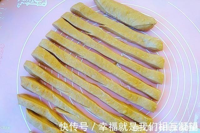 海苔|这是我吃过的最好吃的面包，没有之一，不用造型，做法真简单！