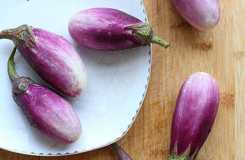 常吃|女性养生美容，夏天常吃三种食物，美容养颜，预防子宫早衰