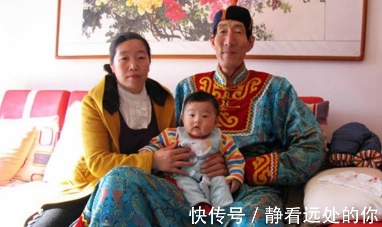 夏淑娟|身高2米36的巨人鲍喜顺,12年前不听医生劝阻生下儿子,赌对了吗