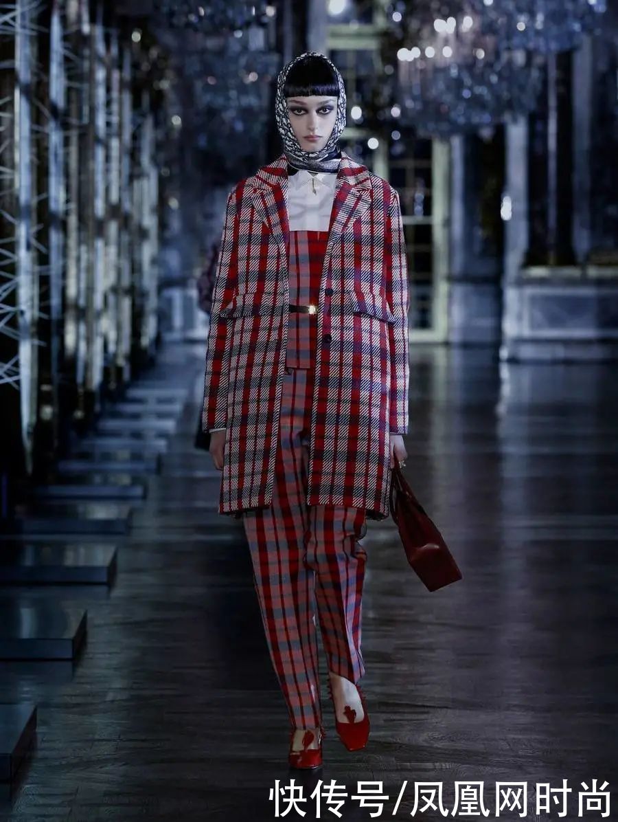 迪奥大秀直播再破记录 它品牌媒体影响力第一的势头还能保持多久？